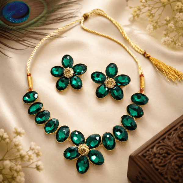 Green Necklace Set