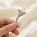 Pearl Brooch - BXE