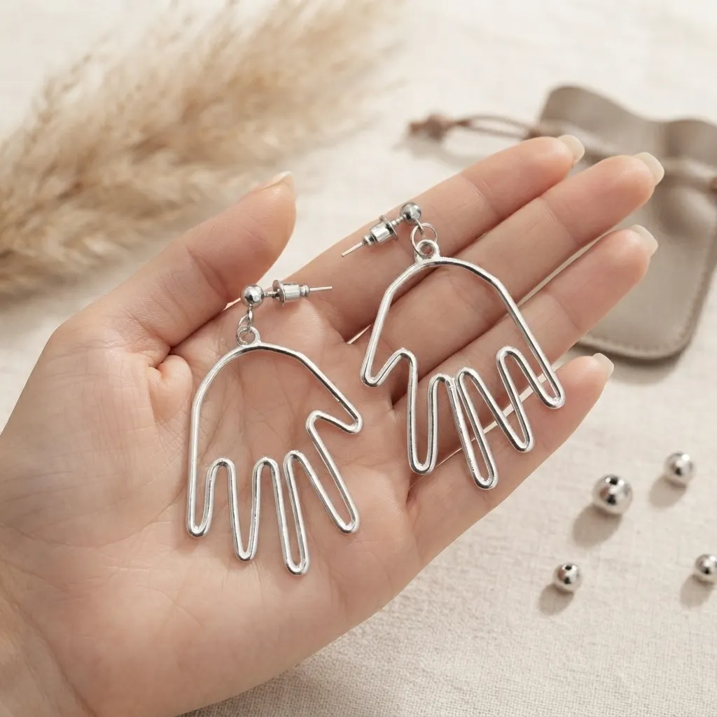 Gemini_Generated_Image_m2vxwem2vxwem2vx-1.webp Hand Earrings -BXI - Image 1