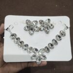 Silver flower necklace - Image 2